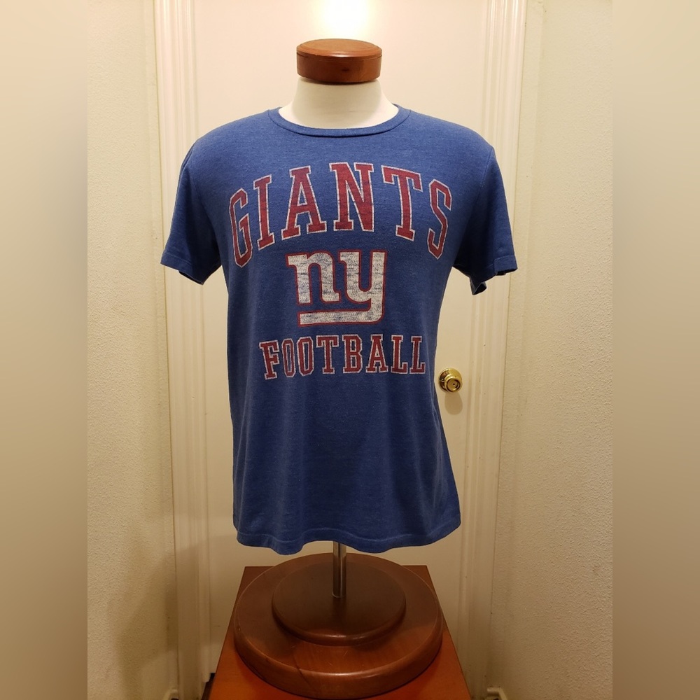 NFL Team Apparel Men’s New York Giants T Shirt